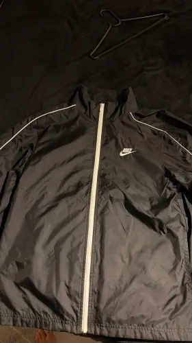 Corta Vento Nike Preto Tamanho M