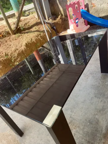 Vende-se mesa de vidro 