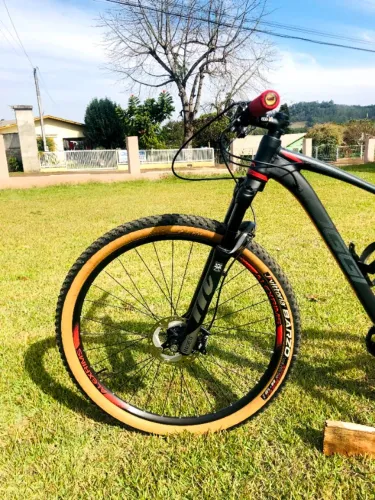 Bicicleta - Oggi Big Wheel 7.6 - Toda XT