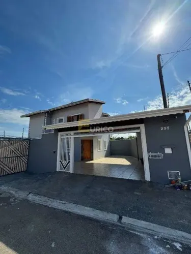 Casa com piscina à venda no Jardim São Vicente