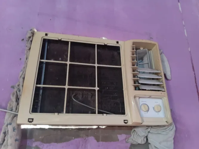 Vendo esse ar condicionado de caixa