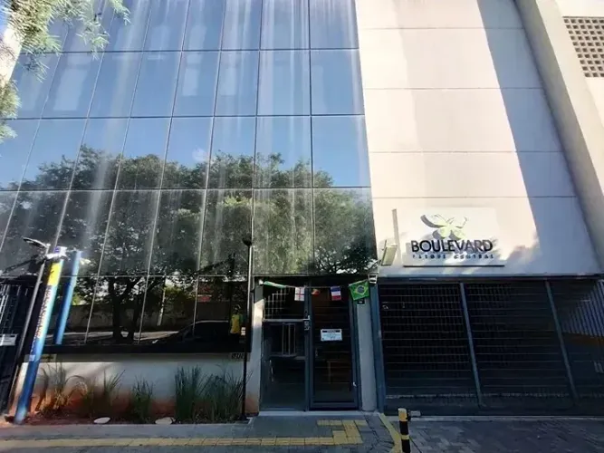 Imóvel para aluguel possui 48 metros quadrados com 2 quartos em Centro - Osasco - SP