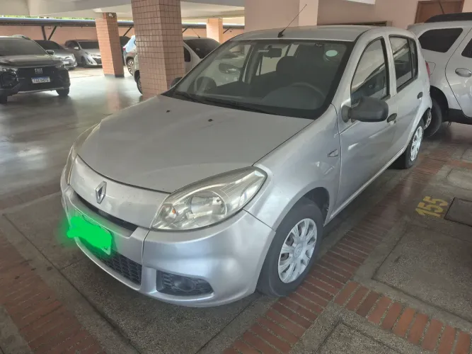 Renault Sandero Authentique Hi-flex 1.0 16V 5P 2012