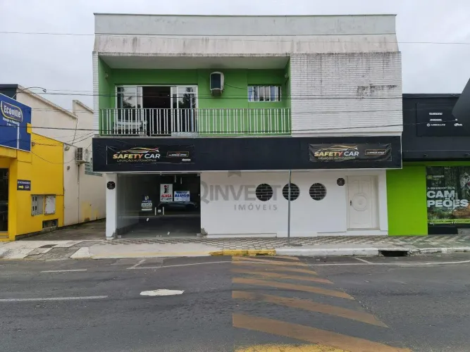 Sala Comercial para Locação no bairro Centro, em Araranguá!