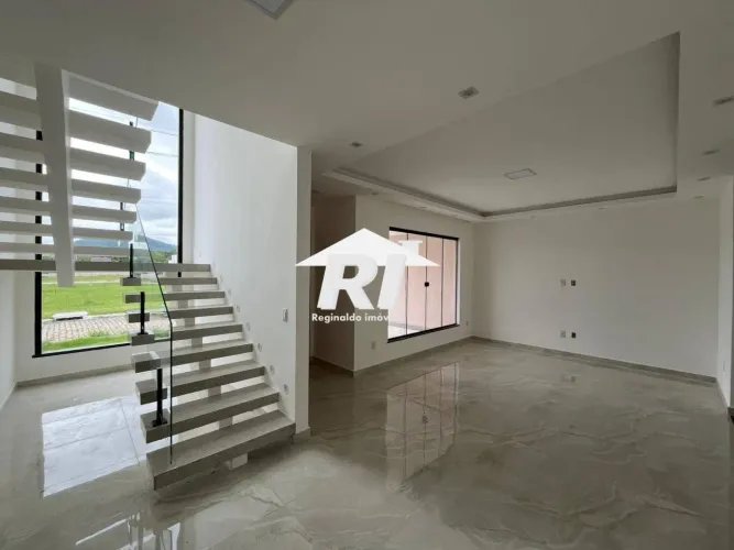 Casa com 2 dormitórios à venda, 130 m² por R$ 570.000,00 - Ubatiba - Maricá/RJ