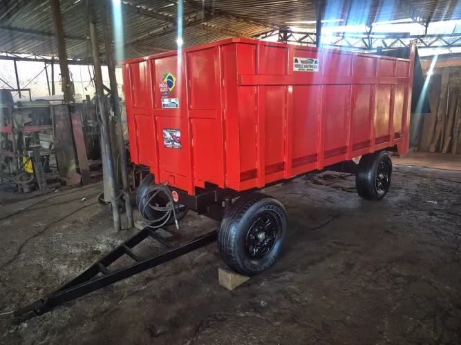 Carreta Agrícola basculante Hidráulica 