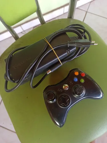 VENDO FONTE E CONTROLE ORIGINAIS XBOX 360 SUPER SLIM