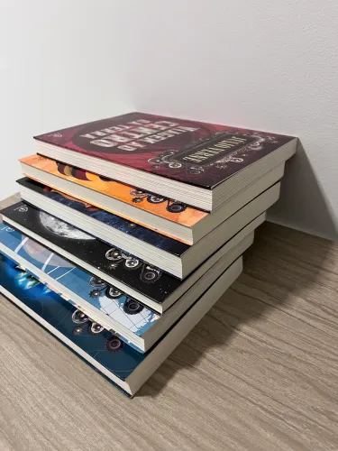 Box As Extraordinárias Viagens de Júlio Verne (6 Volumes)