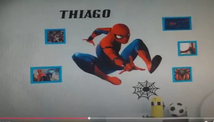 adesivo homem-aranha 1 m + 5 placas decorativas