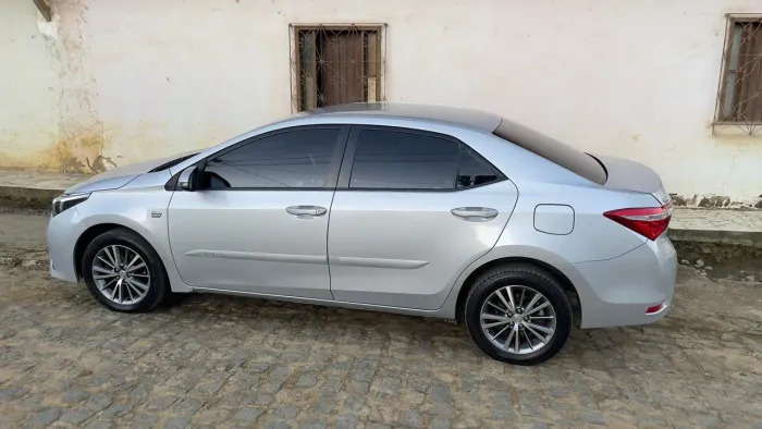 Toyota Corolla XEI 2.0 Flex 16V Aut. 2016
