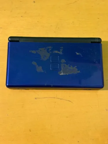 Nintendo DS Lite com carregador - não testado