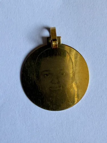 Pingente Redondo em Ouro 18k (2,2g) - Peça Delicada