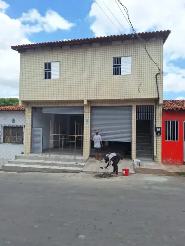 D -04 alugo centro comercial  bairro de Fátima