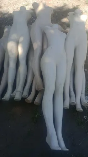 Manequins