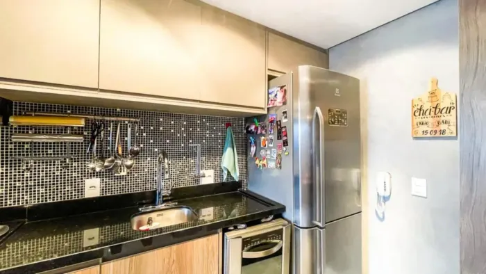 Apartamento para aluguel com 70 m2 com 2 quartos ,sendo uma suíte mobiliado, com vista e d