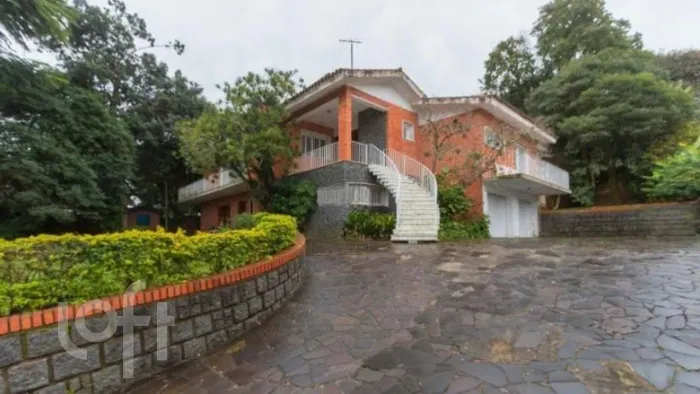 Casa à venda em Vila Assunção com 611 m², 4 quartos, 2 suítes, 6 vagas