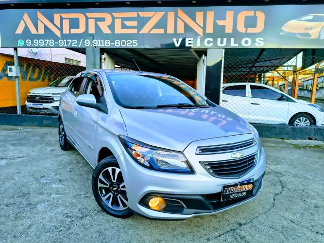 Chevrolet Onix Hatch LTZ 1.4 8V Flex Power Aut. 4P 2014