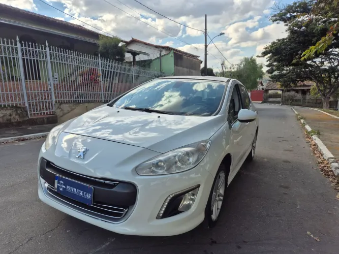 Peugeot 308 Feline 2.0 Flex 16V 5P Aut. 2013