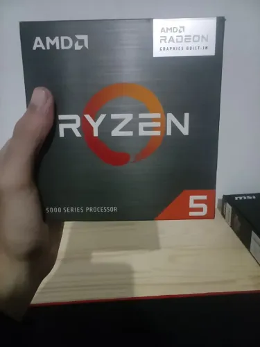 Processador Ryzen 5 5500 socket am4, pci express 3.0 acompanha caixa e cooler box.