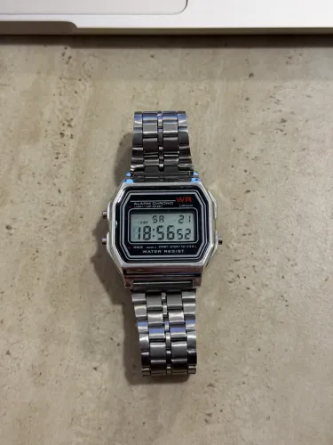 Relógio Digital WR a prova D?água