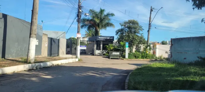 Lote em condomínio
