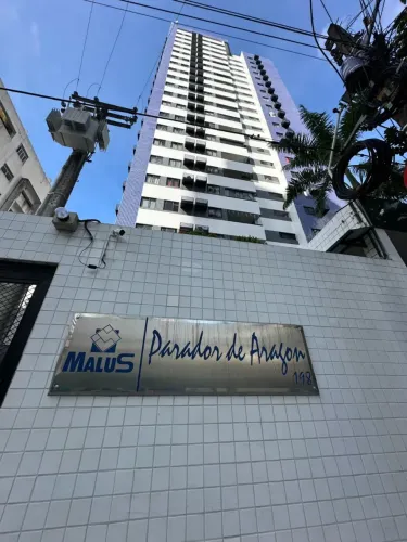 Imóvel para venda possui 84 metros quadrados com 3 quartos em Boa Viagem - Recife - PE