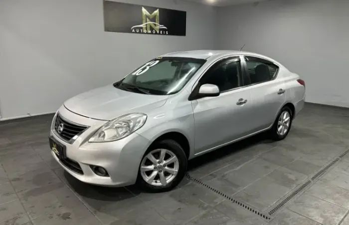 Nissan Versa SL 1.6 16V Flex Fuel 4P Mec. 2013