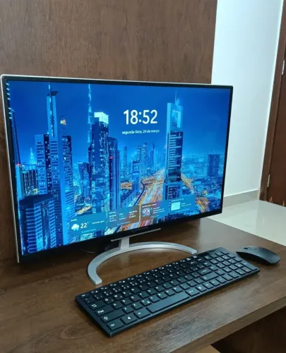 PC All in One Compaq,NF,Ac Cart,i3 7°,8GB DDR4,SSD M2 256GB,Wi-Fi 5GHs, 24pol Full HD IPS 