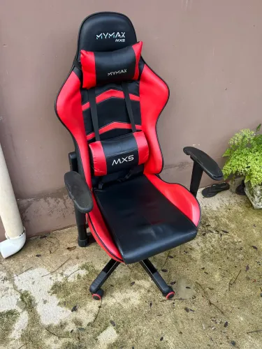 Cadeira gamer usada