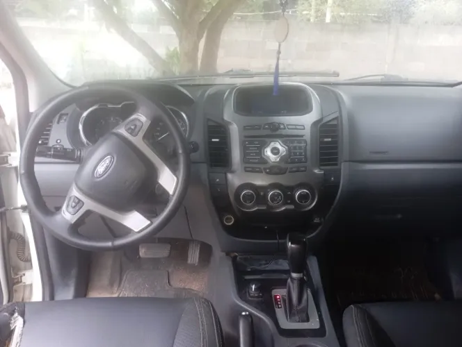 Ford Ranger Limited 3.2 20V 4X4 CD Aut. Dies. 2015