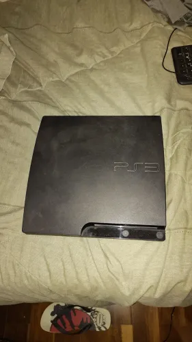 Playstation 3 slim (somente console e cabo de força)
