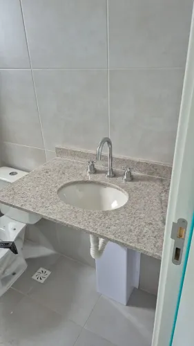 Oportunidade única Pia de Banheiro completa para agora quente e fria, tudo deca