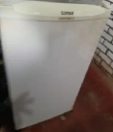Refrigerador Cônsul 120 litros.