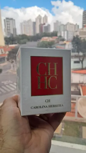 Carolina Herrera CH Eau de Toilette - Perfume Feminino 100ml Original.