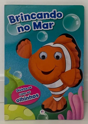 Brincando no Mar", publicado pela editora Ciranda Cultural.