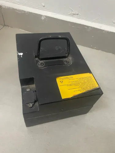 Bateria pra moto elétrica 48v + carregador