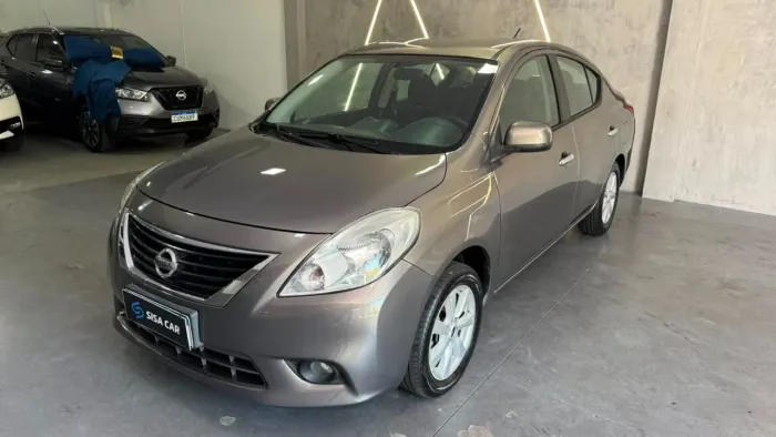 Nissan Versa SL 1.6 16V Flexstart 4P Mec. 2013