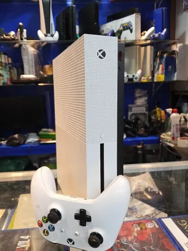 X Box one S