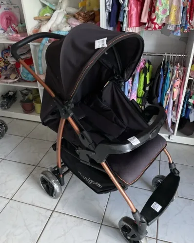 carrinho burigotto preto com dourado