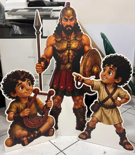 Trio Totens de Chão MDF Festa Infantil Tema Davi E Golias ( 3 peças - 100cm 100cm e 65 cm)