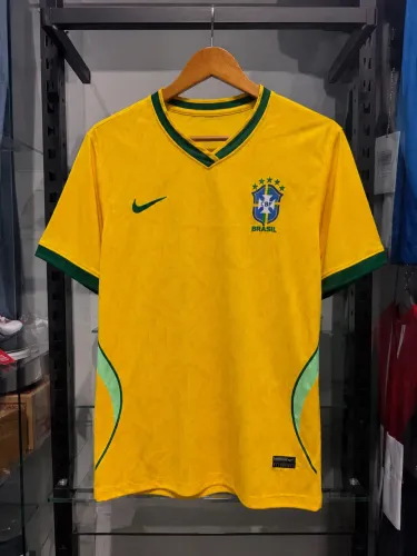 Camisa da Seleção Brasileira Masculina 2026 - Tamanho M