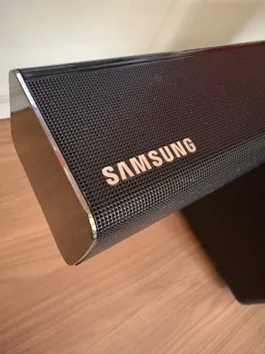 Soundbar Samsung HW-H550 Completa (Subwoofer + Controle + Cabos)