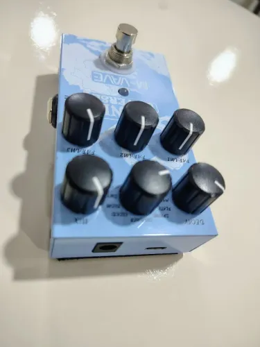 Pedal reverb mini universe