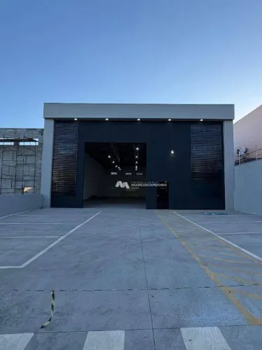 Barracão para alugar, 563 m² por R$ 14.000/mês - Centro Empresarial Coplan - São José do R