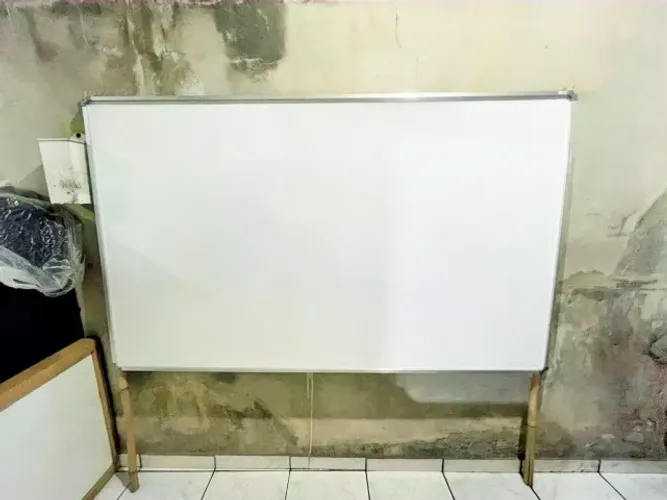 Quadro Branco (2m x 1,20m)