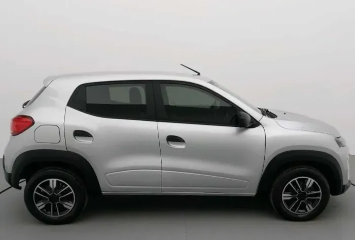 Peças Kwid 2023 Radiador Tampa Lanterna Farol Porta Cambio Motor Retrovisor Capo Bobina