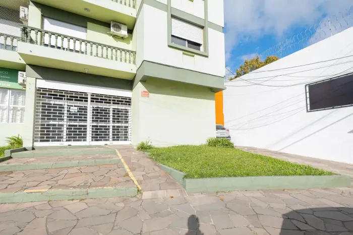 Prédio Comercial para Locação na Professor Araújo: 277m², Habite-se Regularizado e Excelen