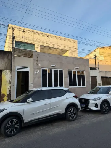 Aluga-se salas comerciais no centro de Lagarto