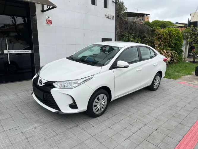 Toyota Yaris XL Sedan 1.5 Flex 16V 4P Aut. 2024