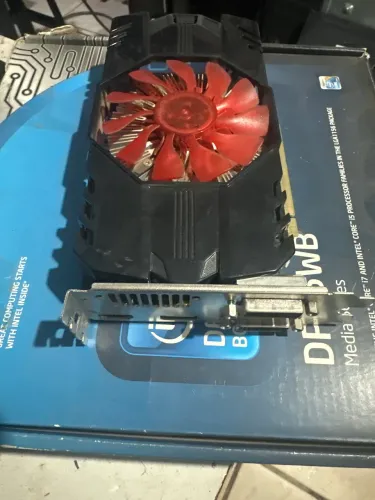 Placa de vídeo R7 360 2Gb